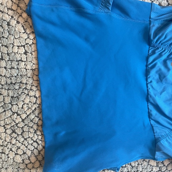 Lululemon jacket . - Picture 8 of 8